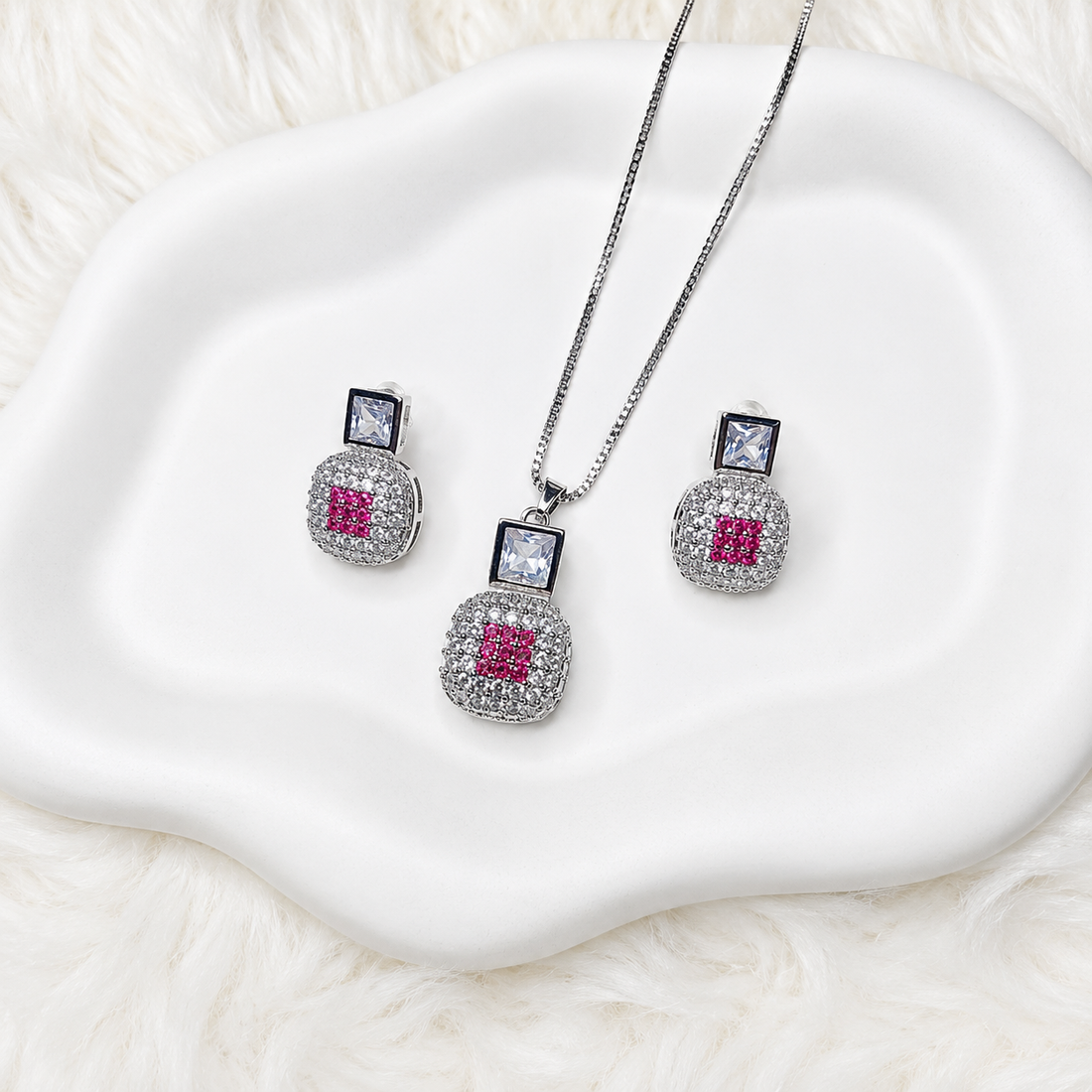Zircon Locket with Earrings in White & Pink Color – Elegant Jewelry Set for Women
