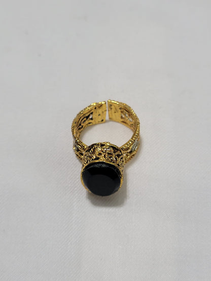 Elegant Ring with Black Stone